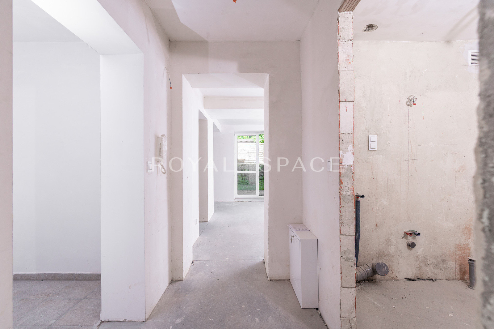 Charming Flat near Mateczny Roundabout!