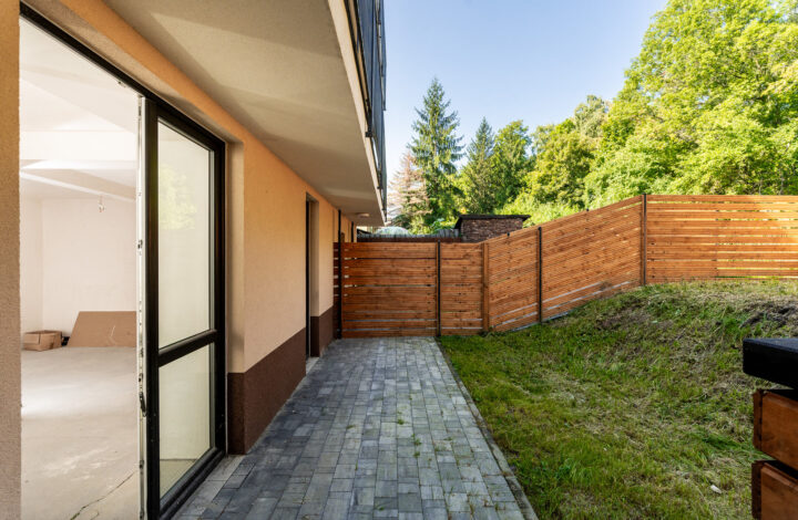Charming Flat near Mateczny Roundabout!