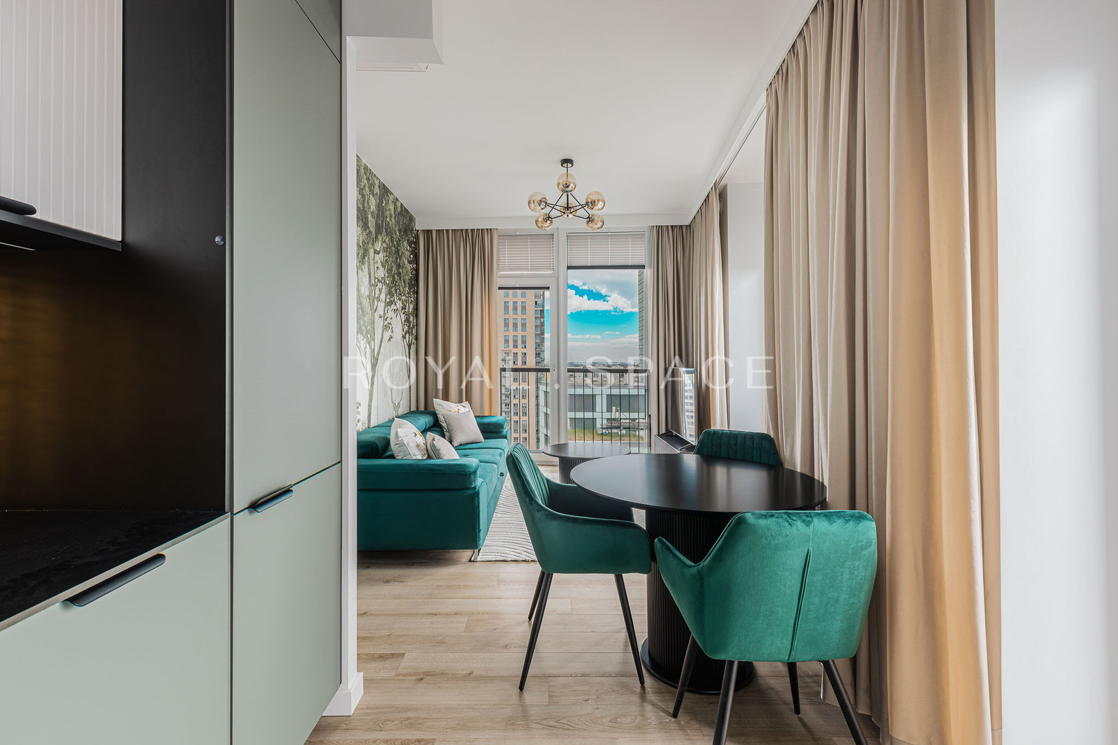 Naroży apartament z widokiem na miasto | 15 piętro