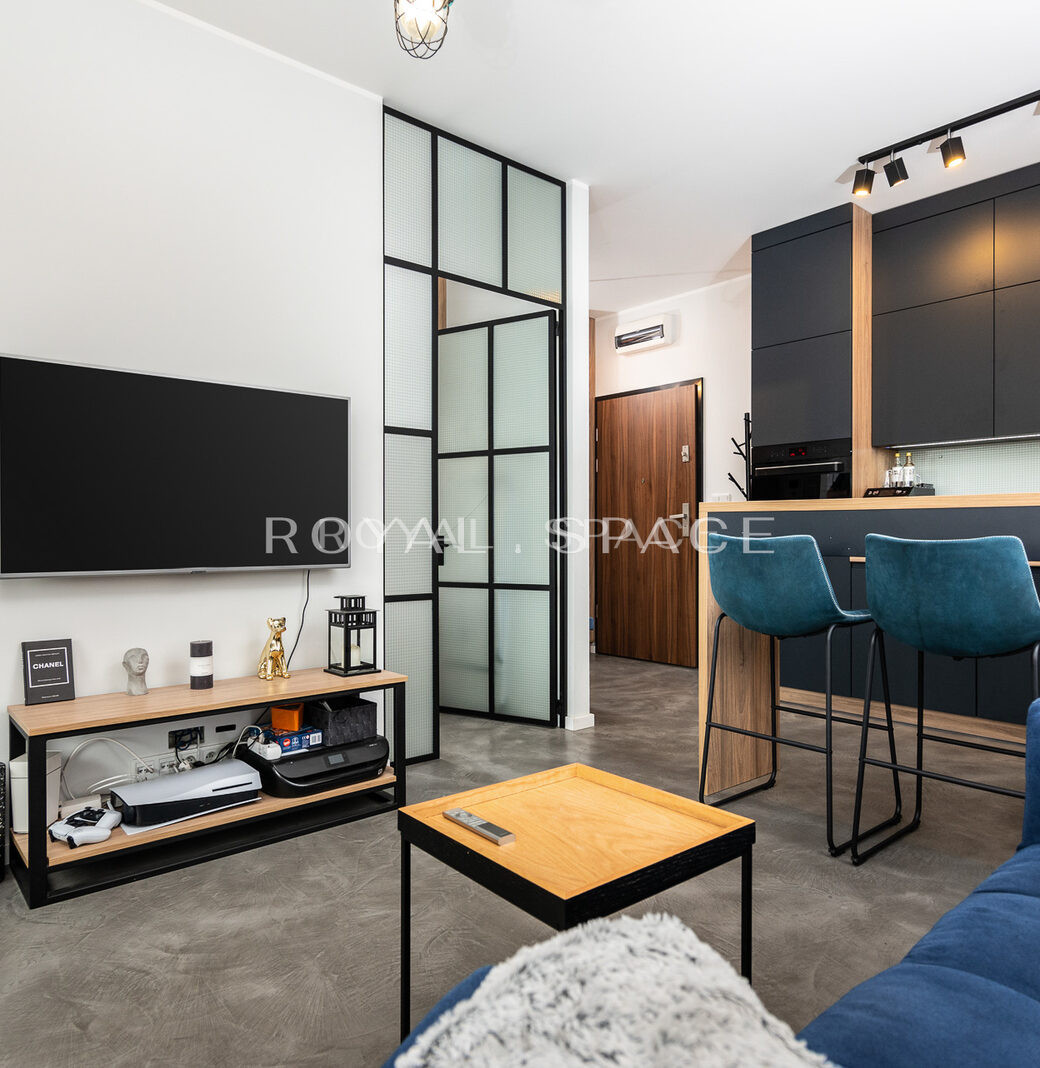 Apartment with a separate bedroom at 22D Rakowicka