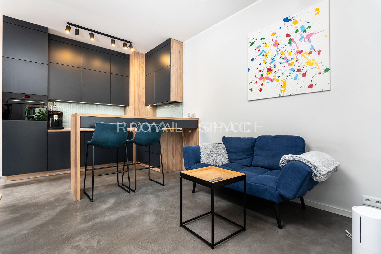 Apartment with a separate bedroom at 22D Rakowicka