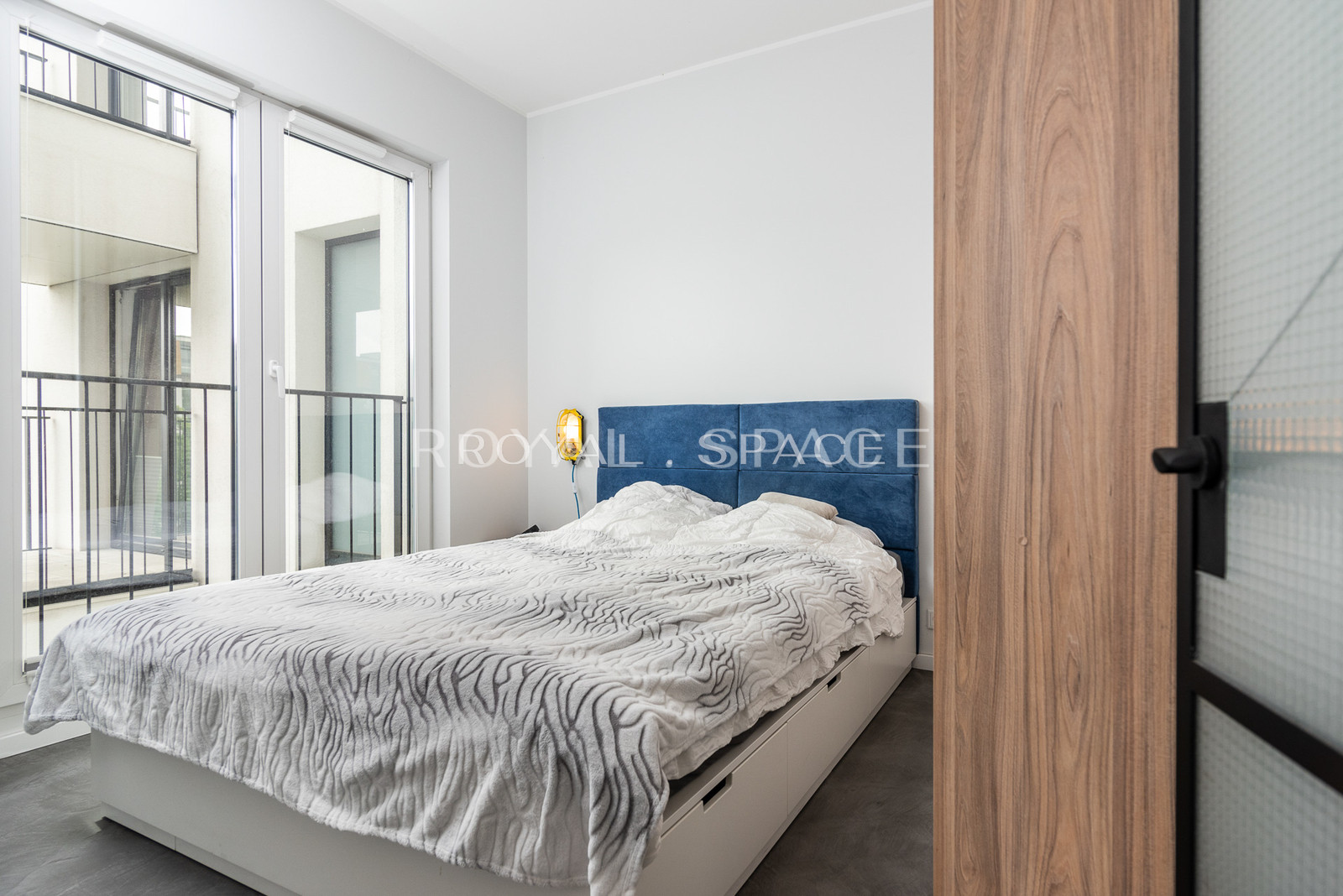 Apartment with a separate bedroom at 22D Rakowicka