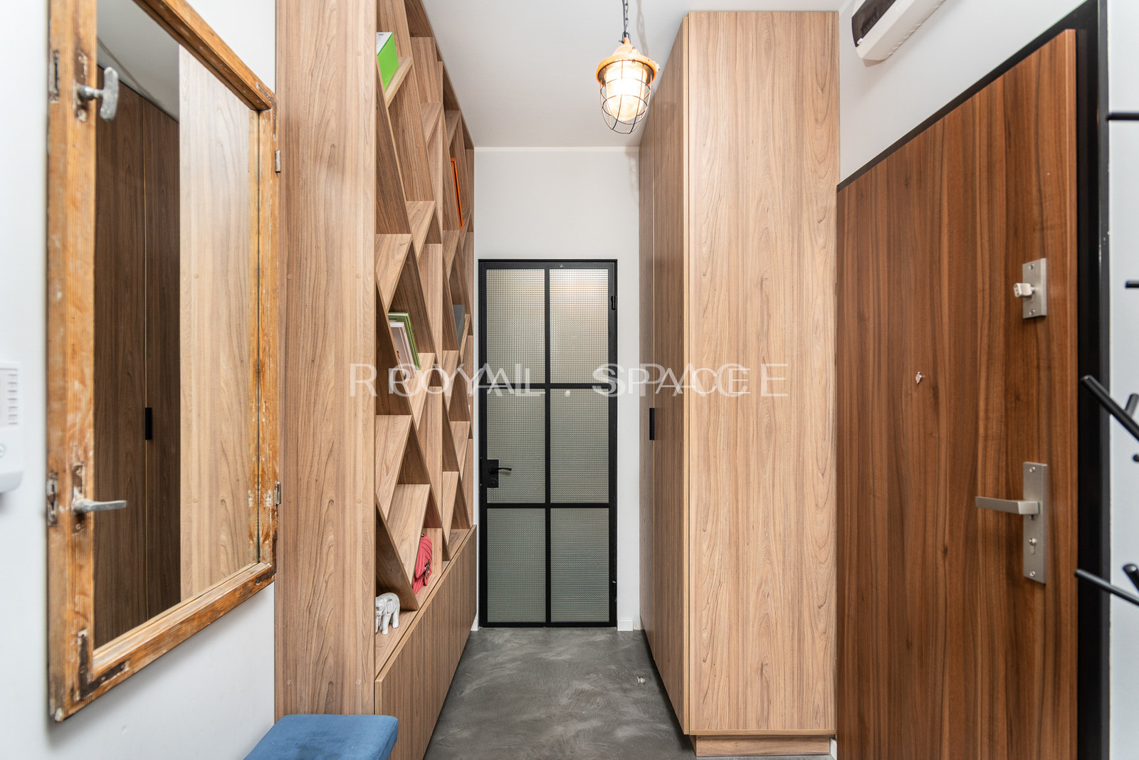 Apartment with a separate bedroom at 22D Rakowicka
