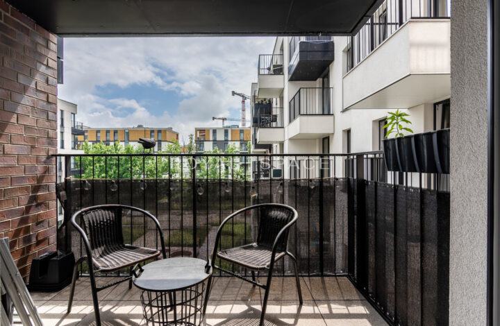 Apartment with a separate bedroom at 22D Rakowicka