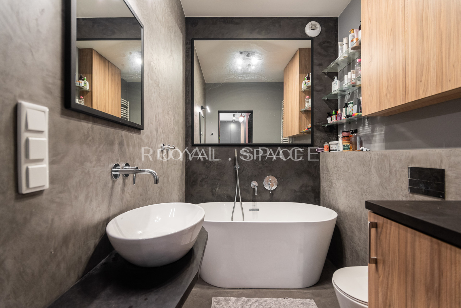Apartment with a separate bedroom at 22D Rakowicka