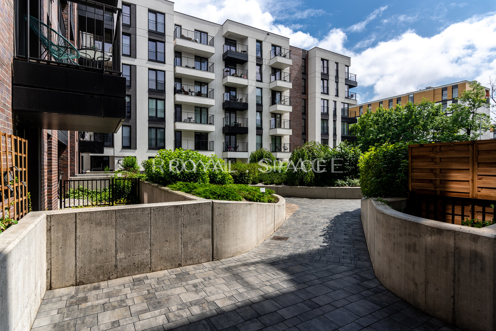 Apartment with a separate bedroom at 22D Rakowicka