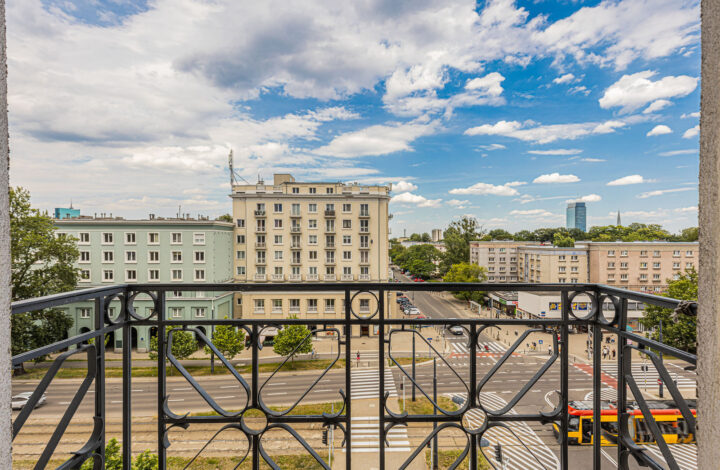 Elegant Apartment in Warsaw’s Muranów District