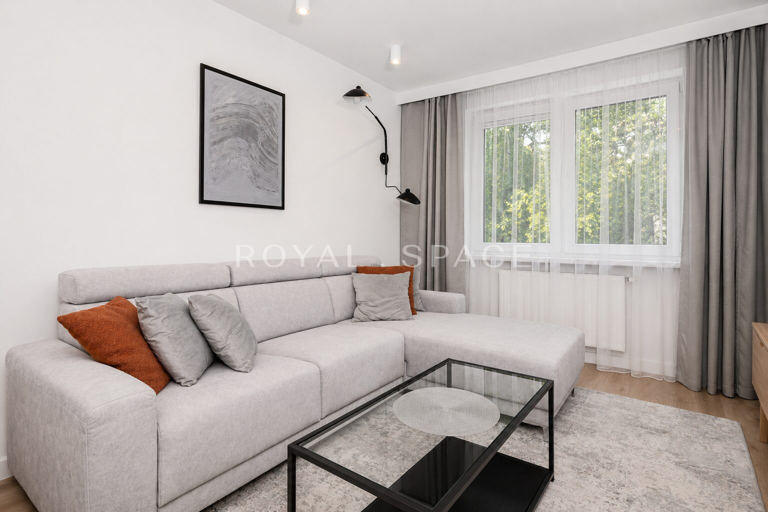 Functional and modern apartment with a balcony!