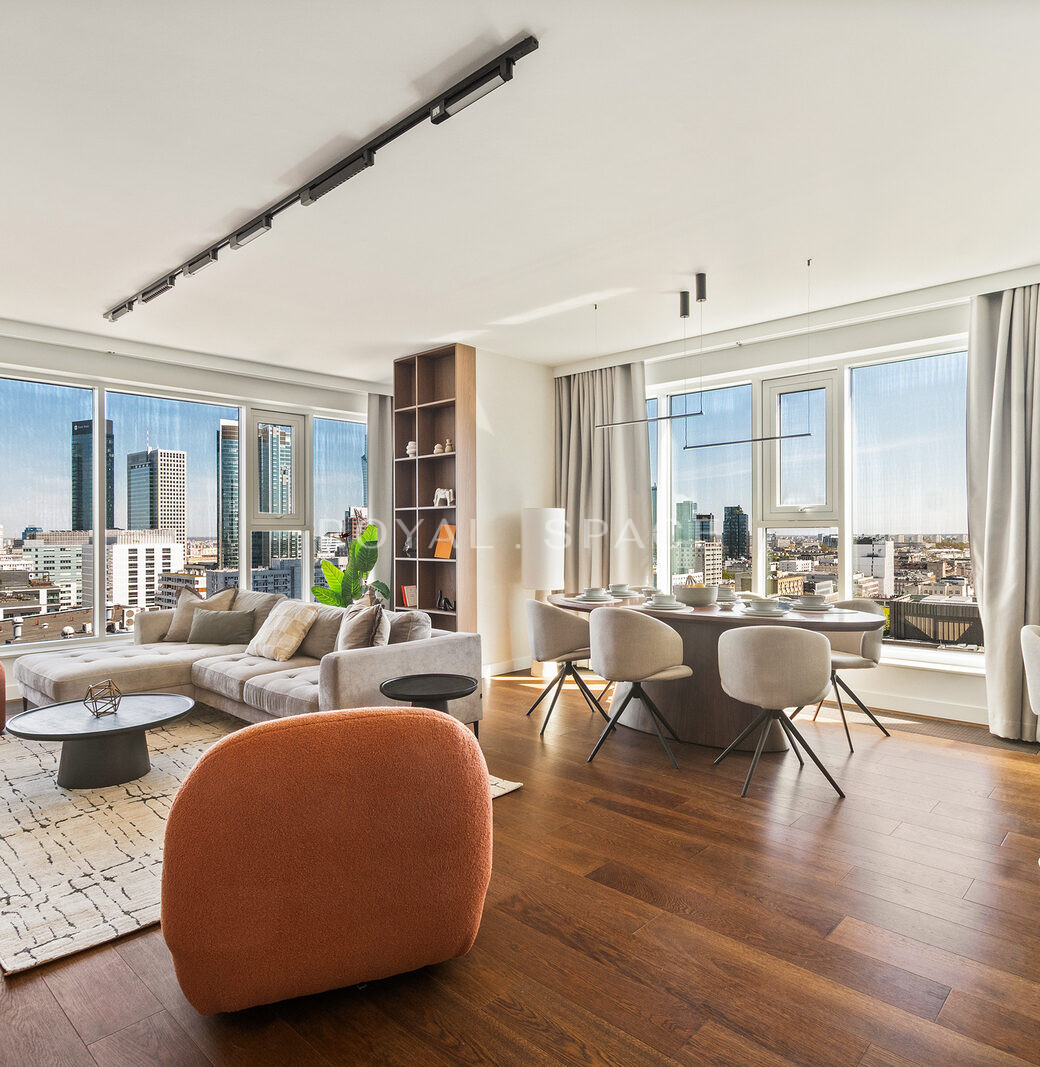 Przestronny apartament w Unique Tower z widokiem!