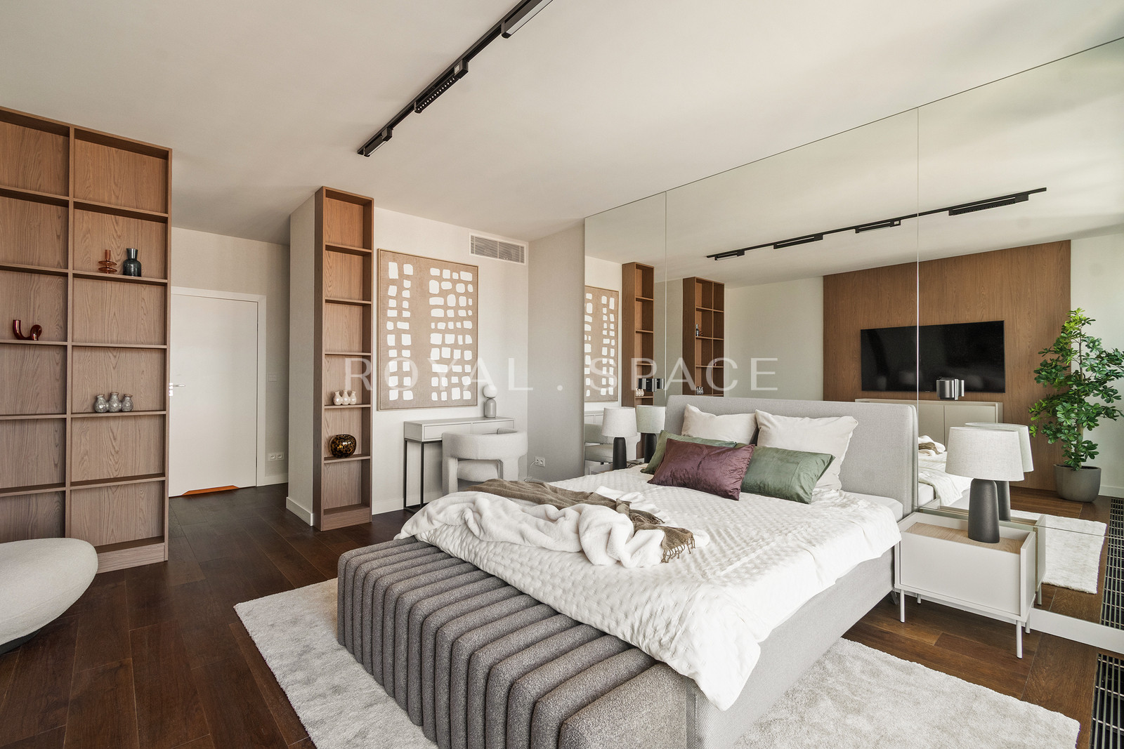 Przestronny apartament w Unique Tower z widokiem!