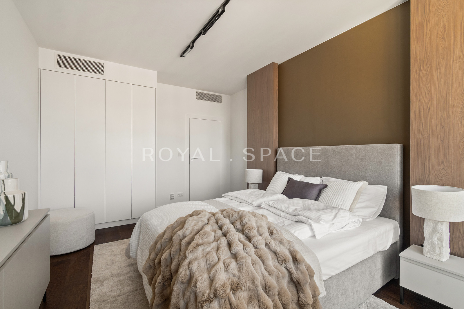 Przestronny apartament w Unique Tower z widokiem!