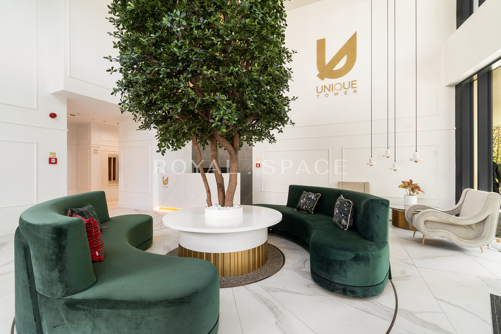 Przestronny apartament w Unique Tower z widokiem!