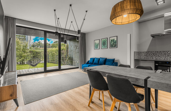 Title EN: Exclusive Garden Apartment | Fort Cze
