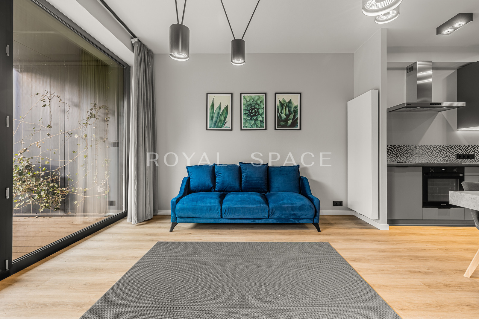 Title EN: Exclusive Garden Apartment | Fort Cze