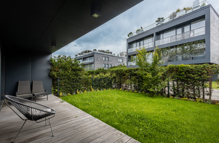 Title EN: Exclusive Garden Apartment | Fort Cze