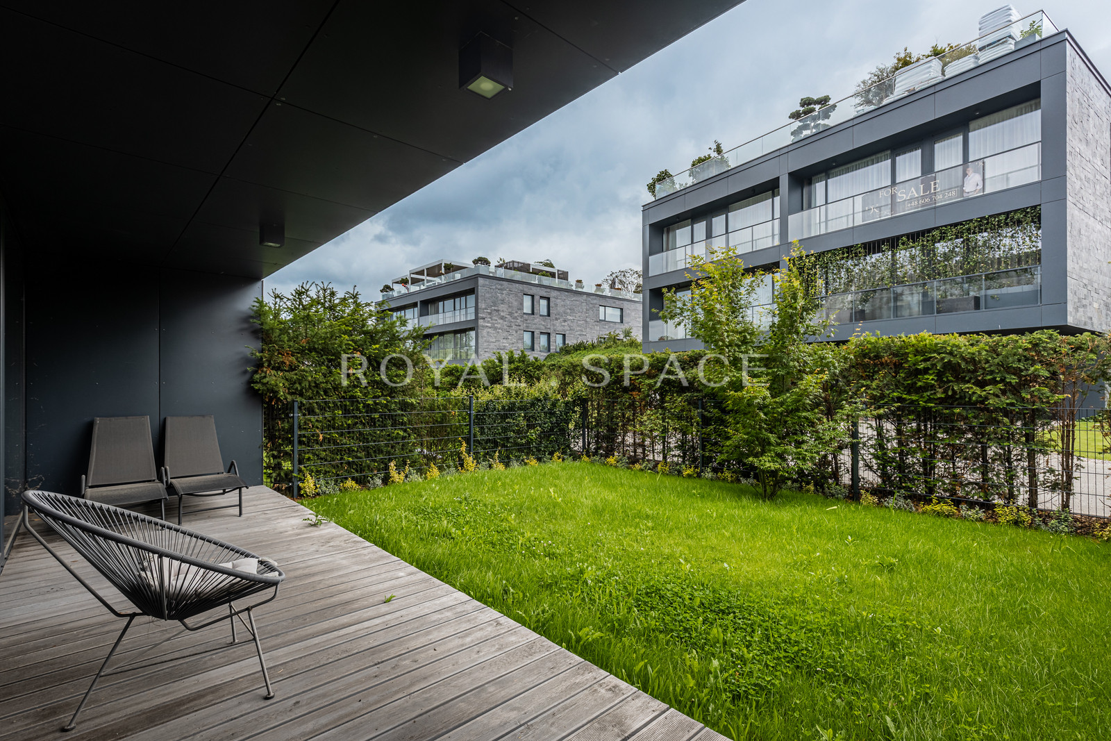 Title EN: Exclusive Garden Apartment | Fort Cze