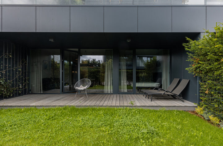 Title EN: Exclusive Garden Apartment | Fort Cze