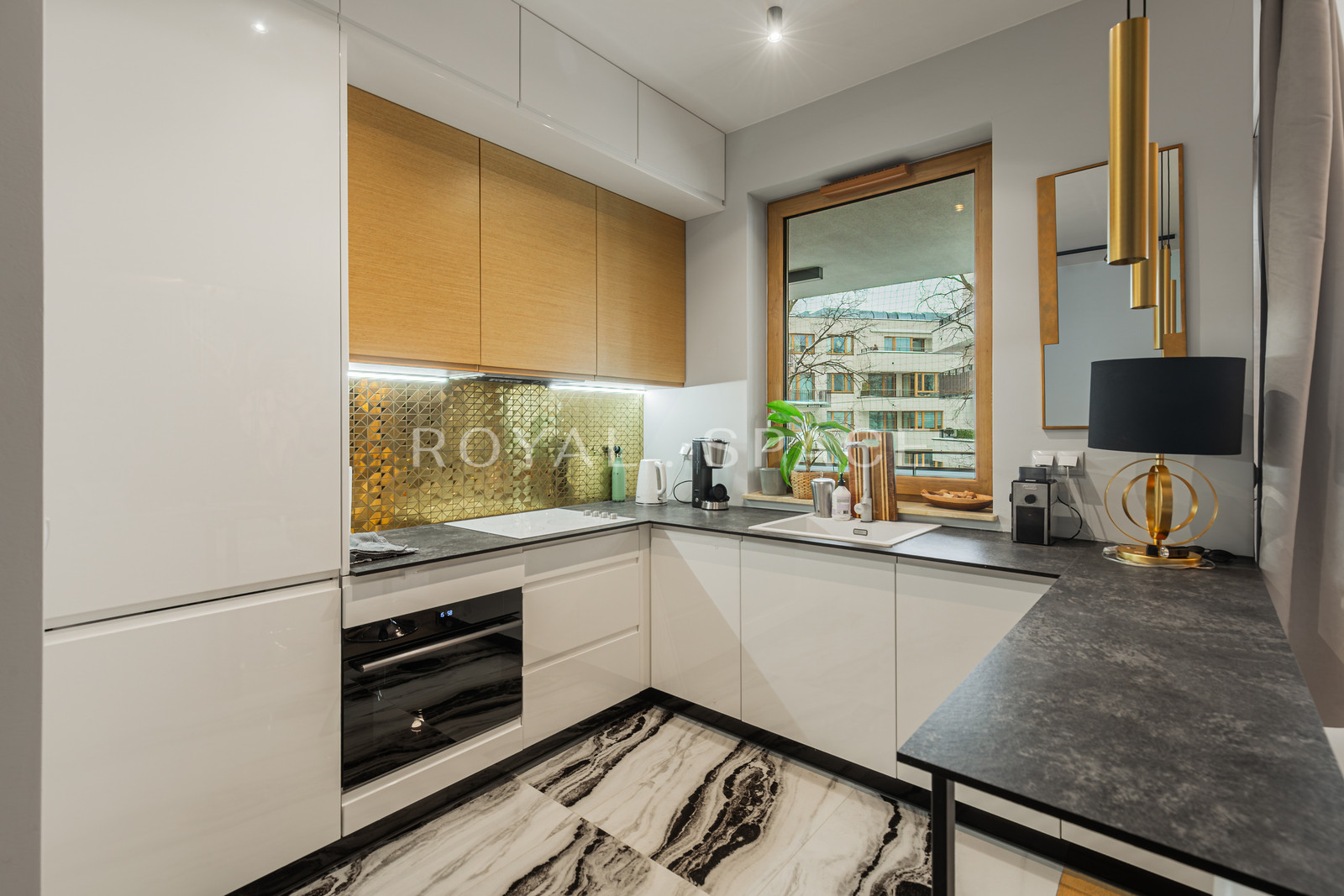 Modern Apartment with Balcony | Rudzka!