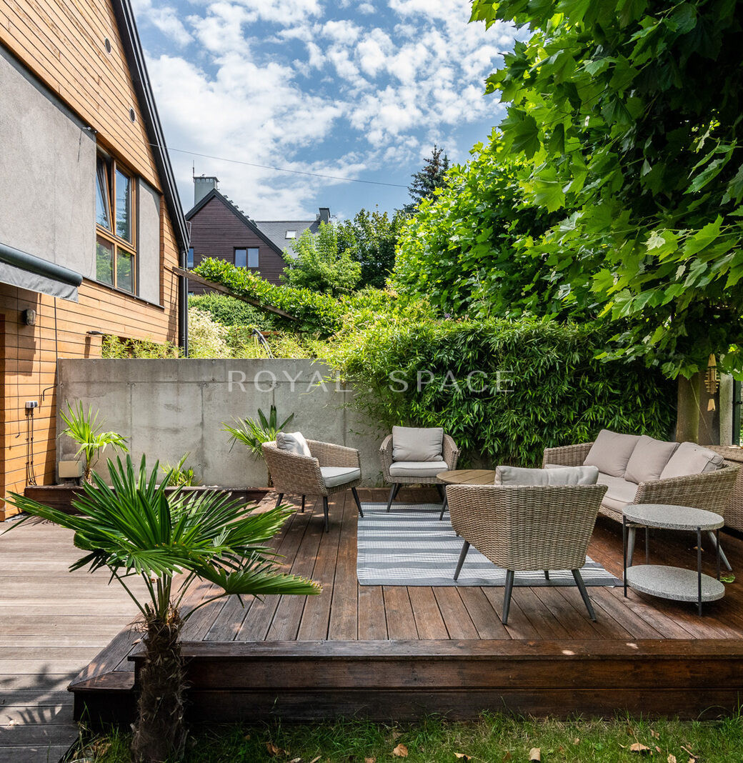 Beautiful House Surrounded by Greenery in Wola Jus