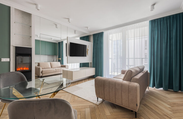 Elegant apartment in the prestigious Chmielna Duo