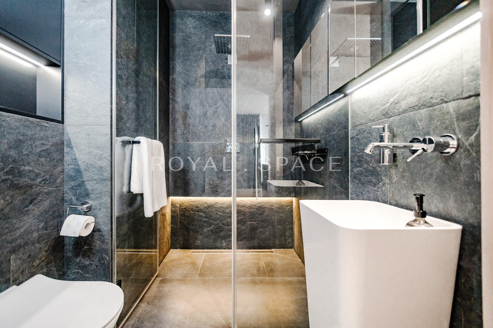Exceptional 104 m² Apartment | 112 m² Terrace!
