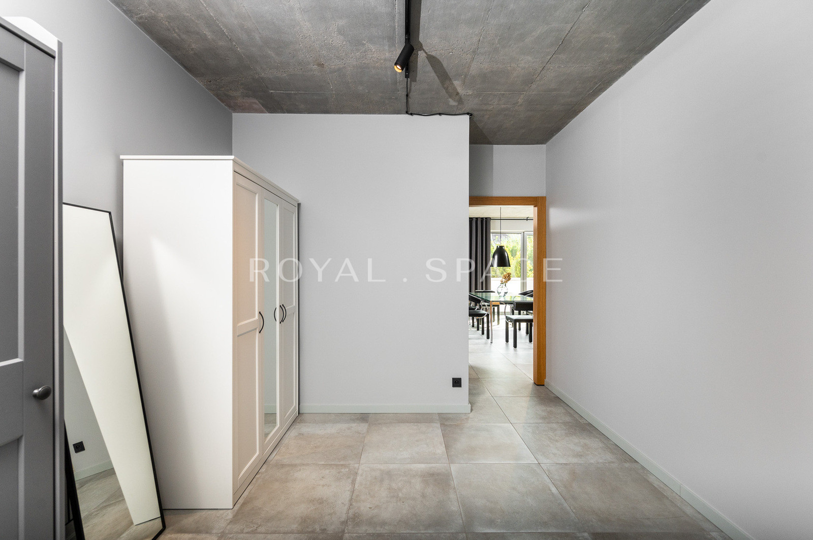 Nowoczesny apartament z widokowym ogrodem na dachu