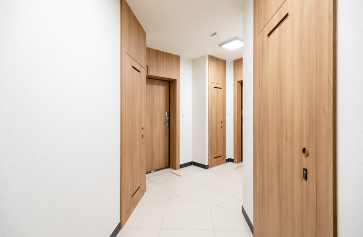 Spacious Apartment with Terrace | GRZEGÓRZKI PARK
