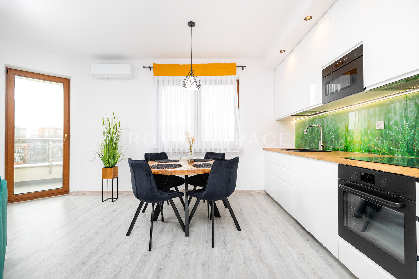 Spacious Apartment with Terrace | GRZEGÓRZKI PARK