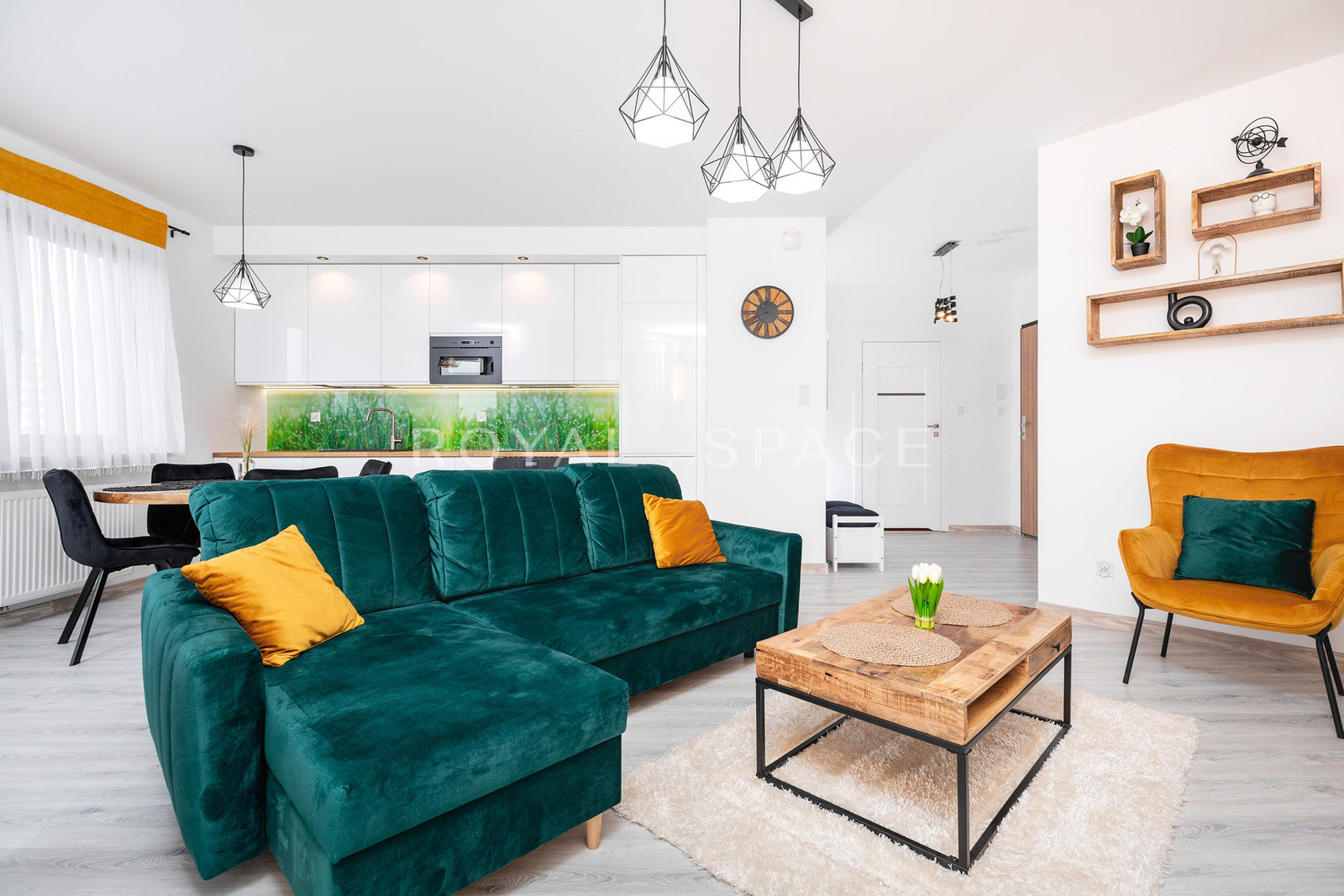 Spacious Apartment with Terrace | GRZEGÓRZKI PARK