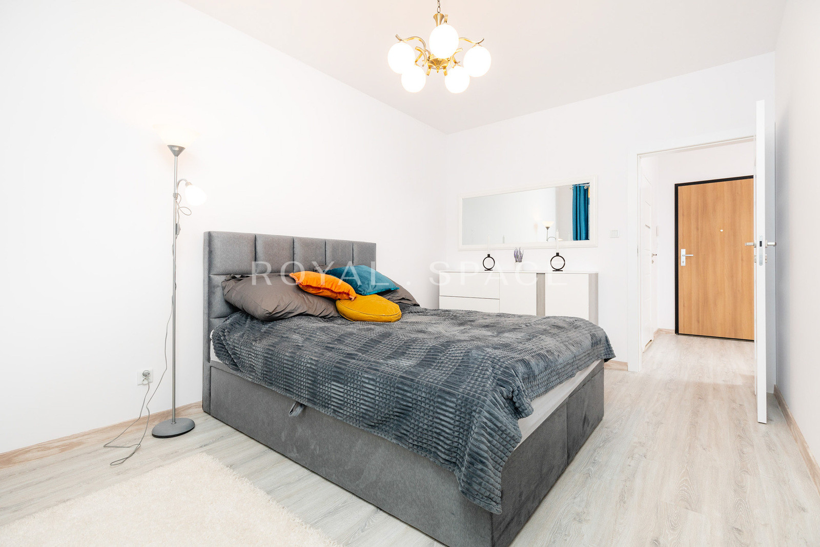 Spacious Apartment with Terrace | GRZEGÓRZKI PARK
