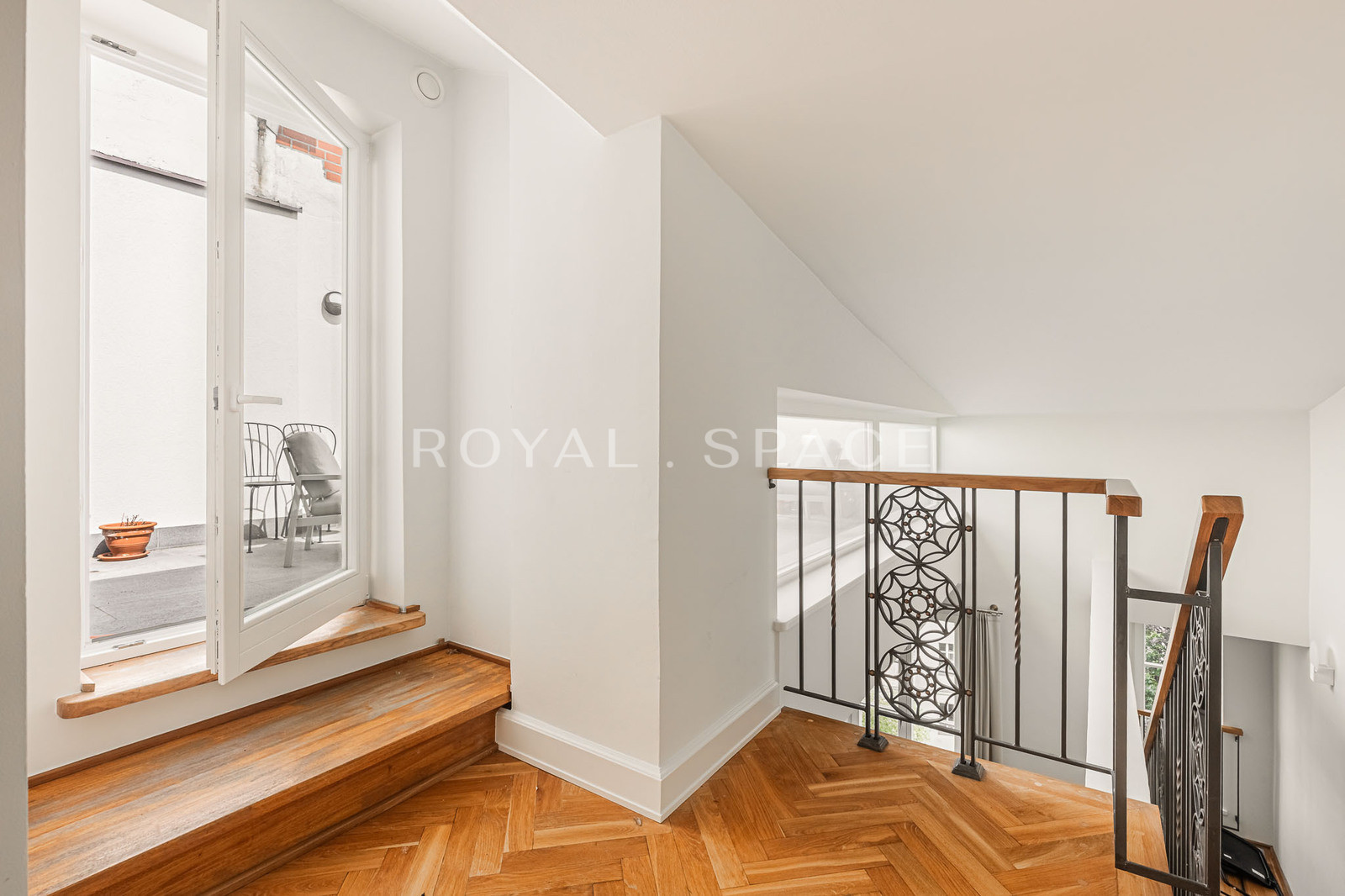 Penthouse with a rooftop terrace | Old Ochota