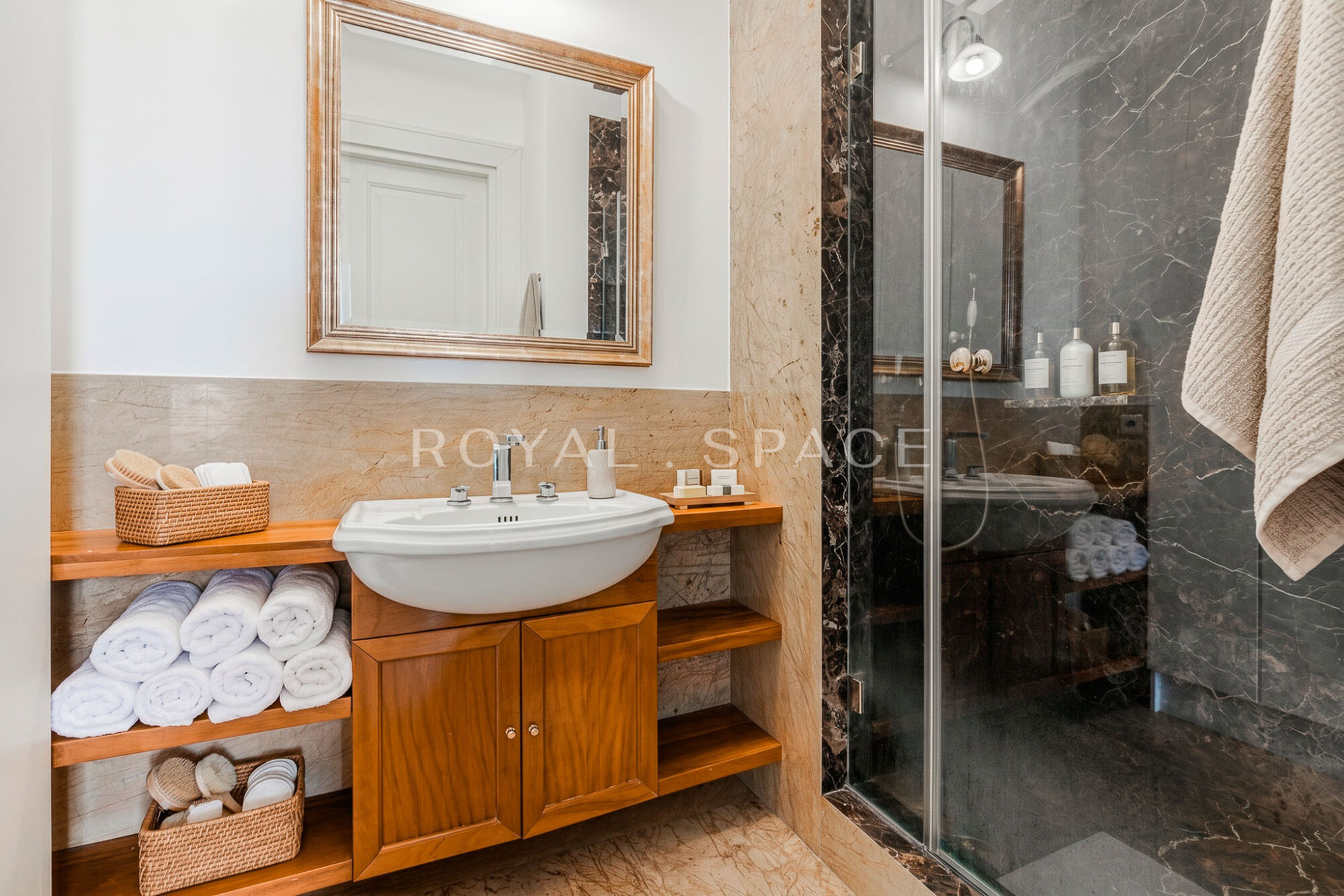 Penthouse with a rooftop terrace | Old Ochota