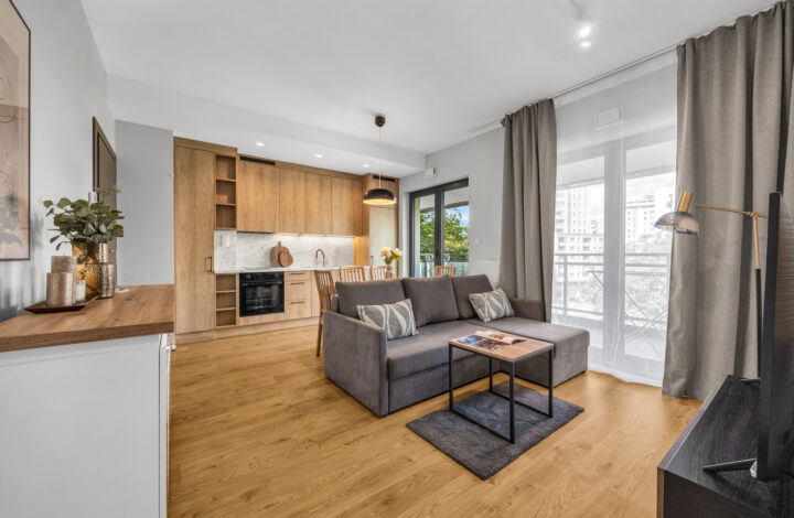 Stylish Apartment in Wola with Loggia