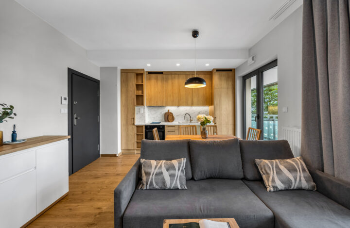 Stylish Apartment in Wola with Loggia