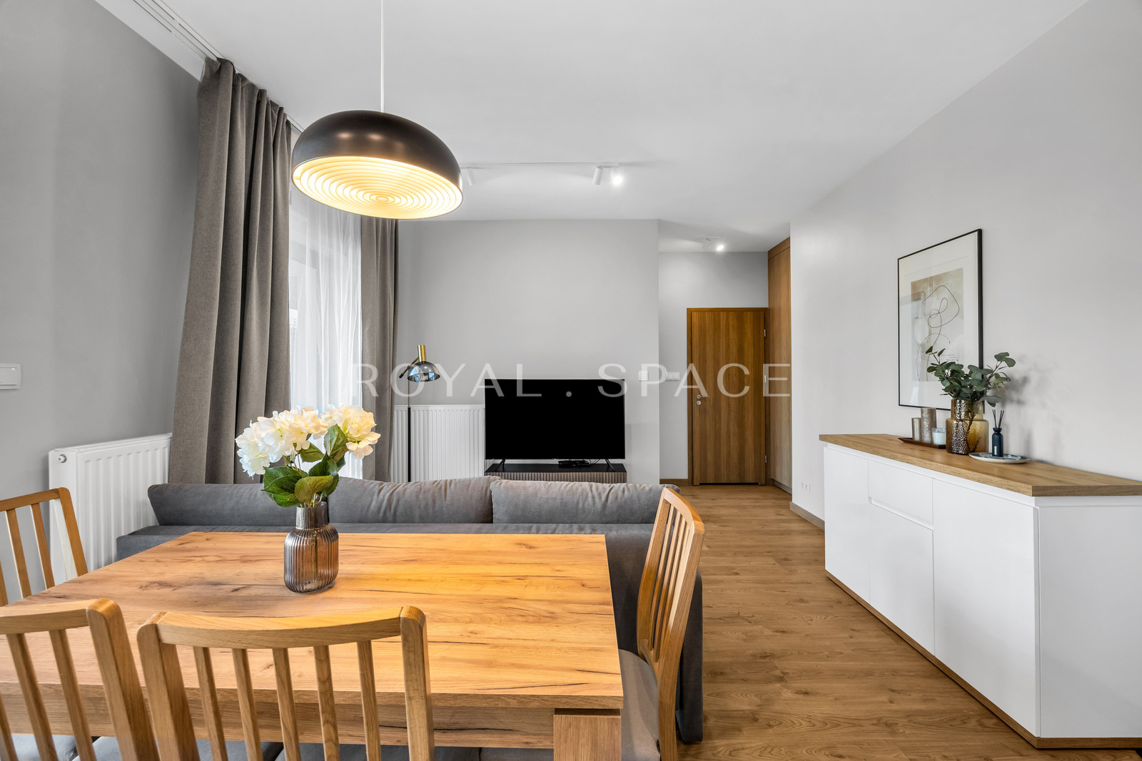Stylish Apartment in Wola with Loggia