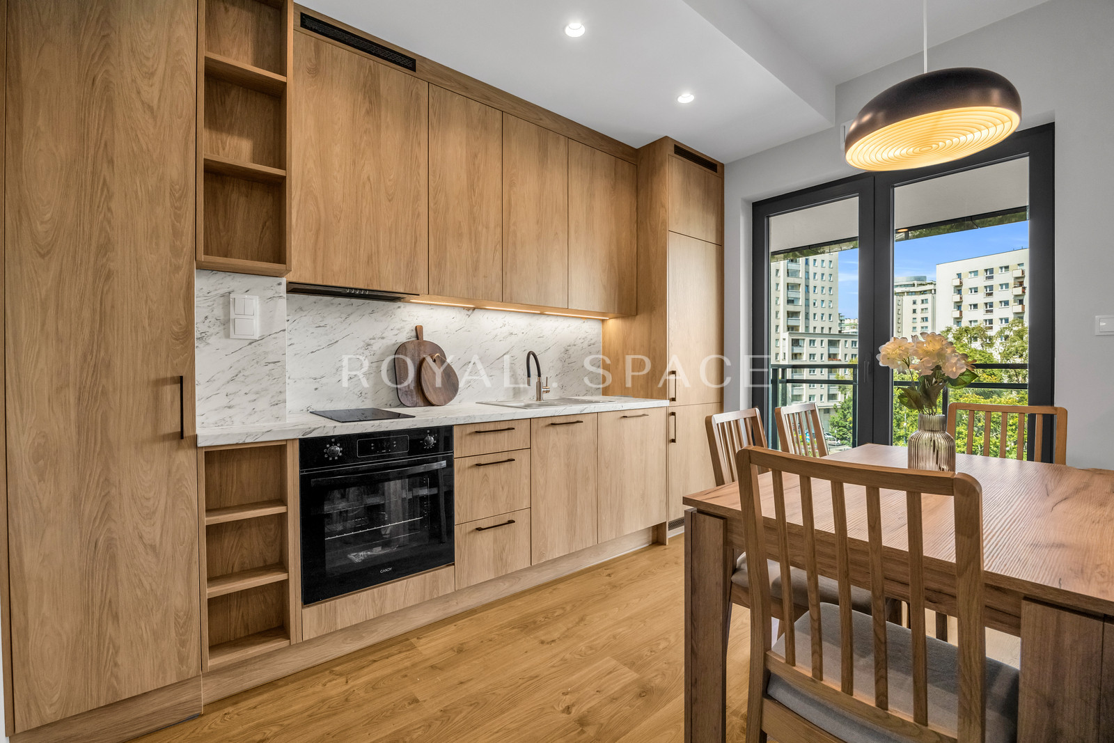 Stylish Apartment in Wola with Loggia