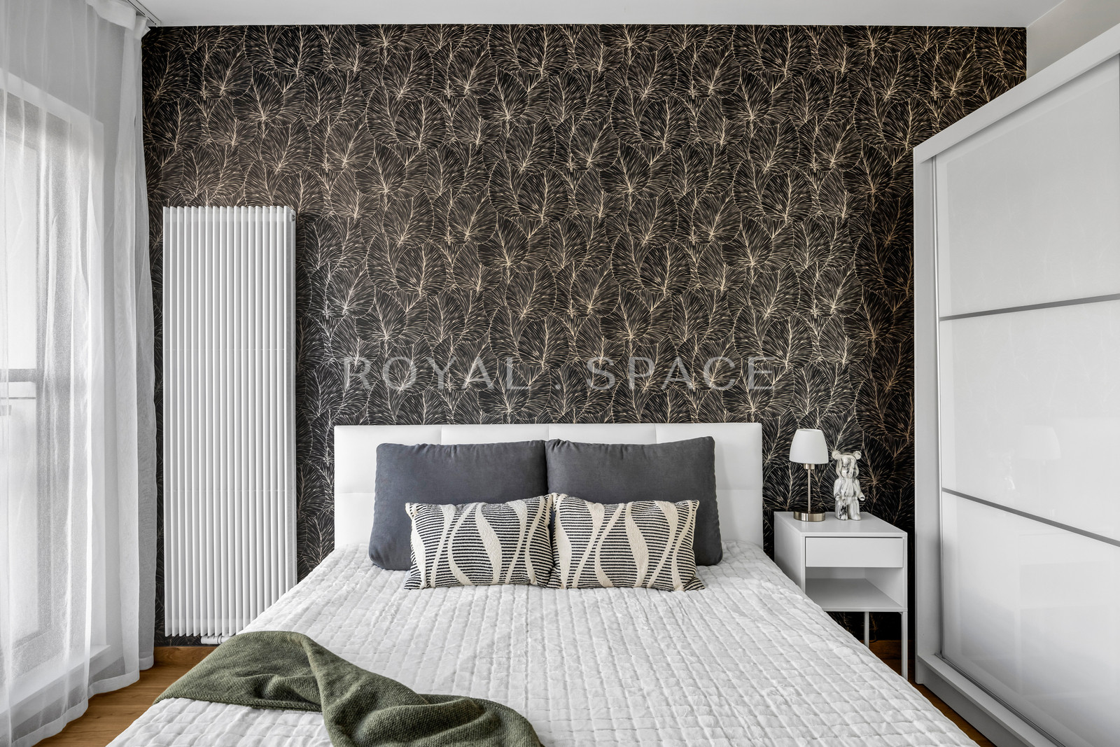 Stylish Apartment in Wola with Loggia