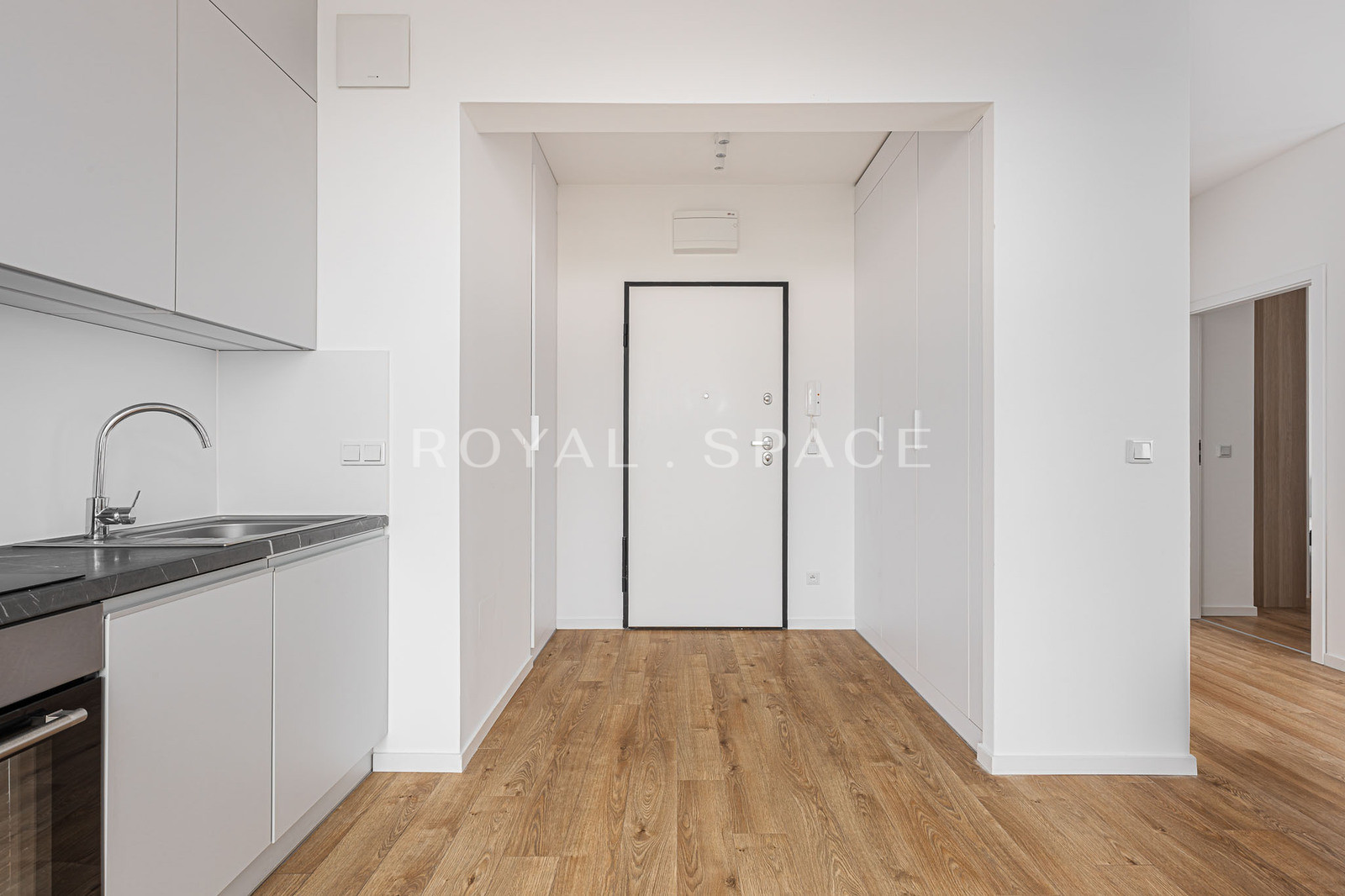 Apartment in Browary Warszawskie | 9th Floor