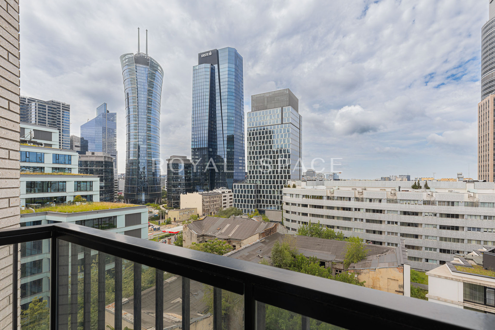 Apartment in Browary Warszawskie | 9th Floor