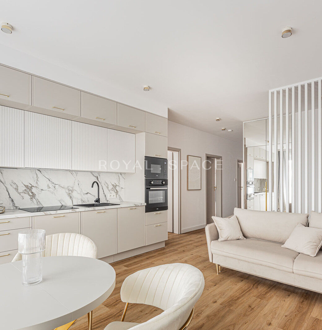 Panoramic Apartment with Balcony | Mokotów