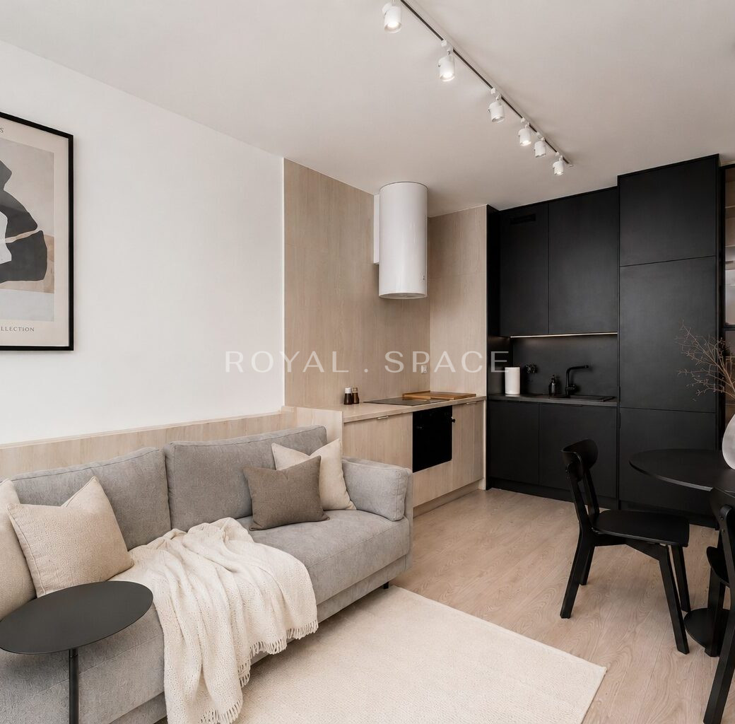 Apartment with balcony, AC and dressing room!