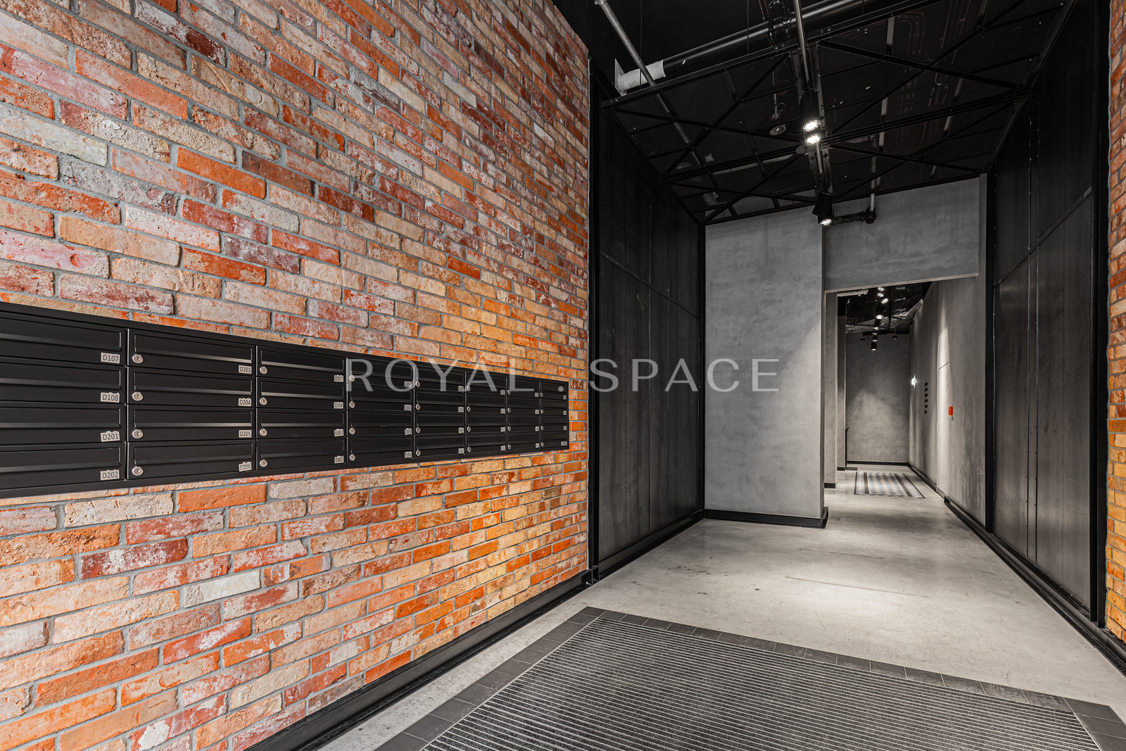 Industrialny Loft z balkonem | Elektrownia