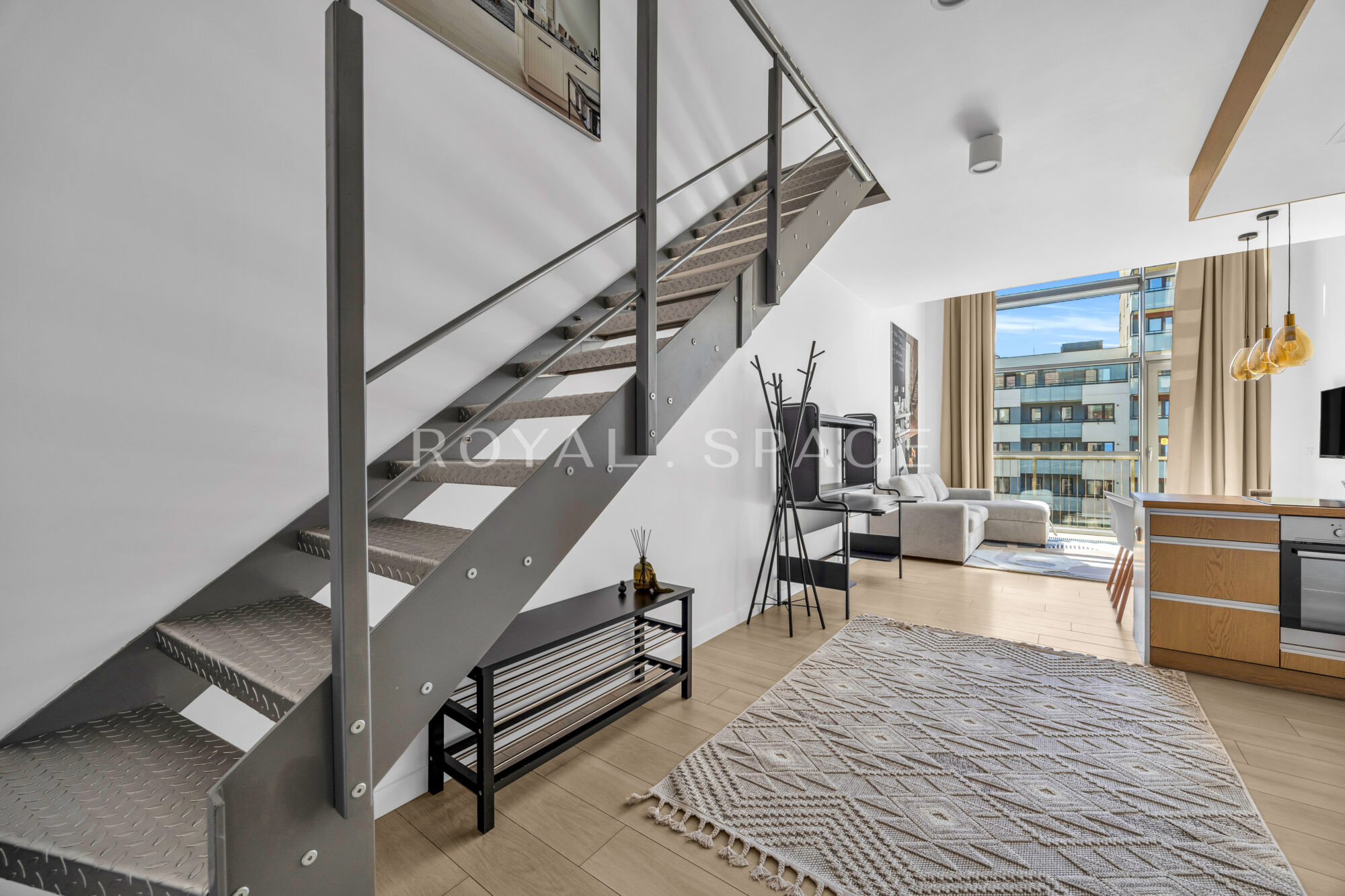 Wyjątkowy loft z antresolą | Qbik |  Mokotów