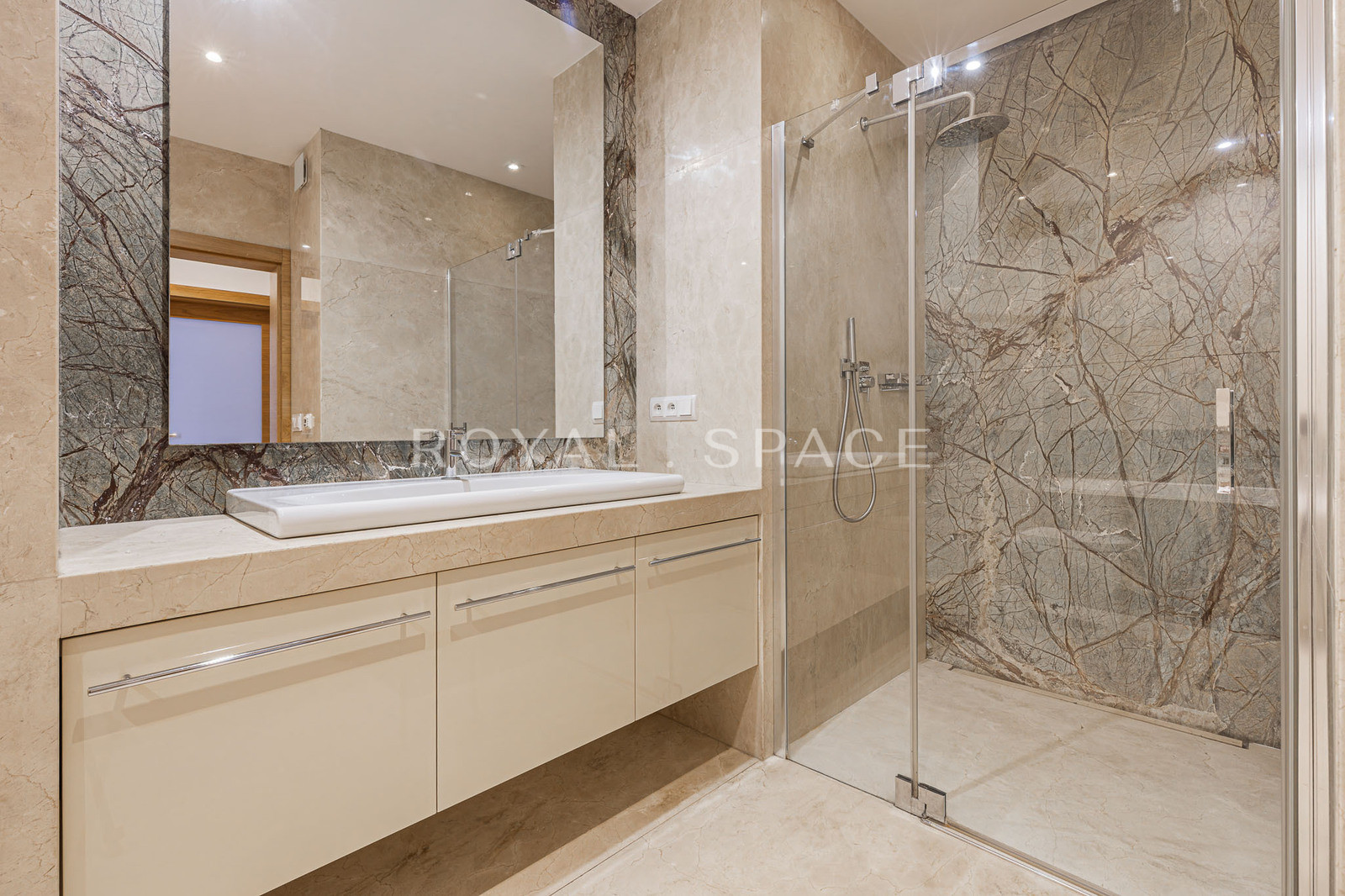 Elegancki apartament w inwestycji Murano
