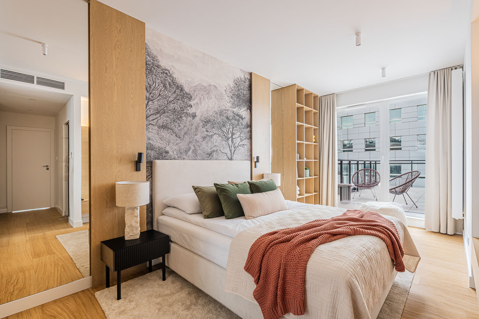 Exclusive apartment | 90 sqm Terrace | 2 Parkings