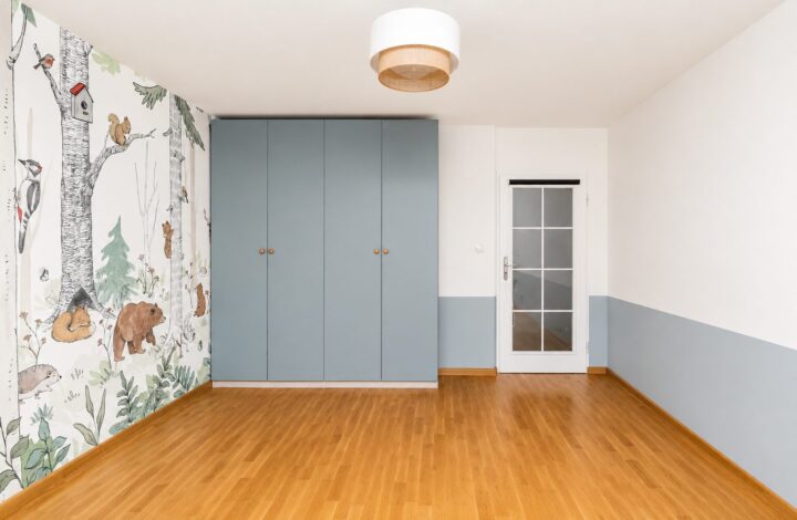 Spacious Apartment with Loggia!