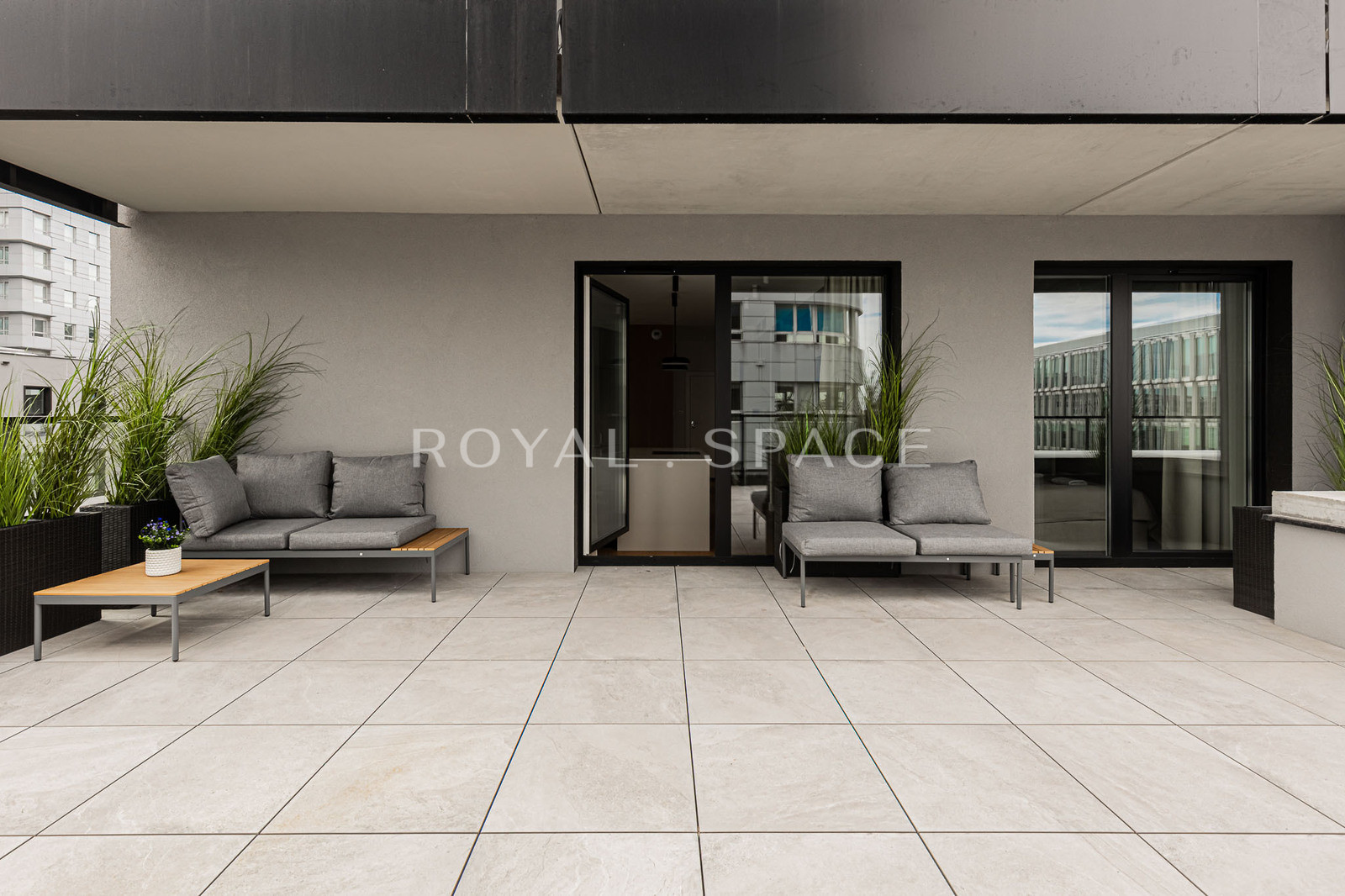 Przestronny apartament z Tarasem | Domaniewska
