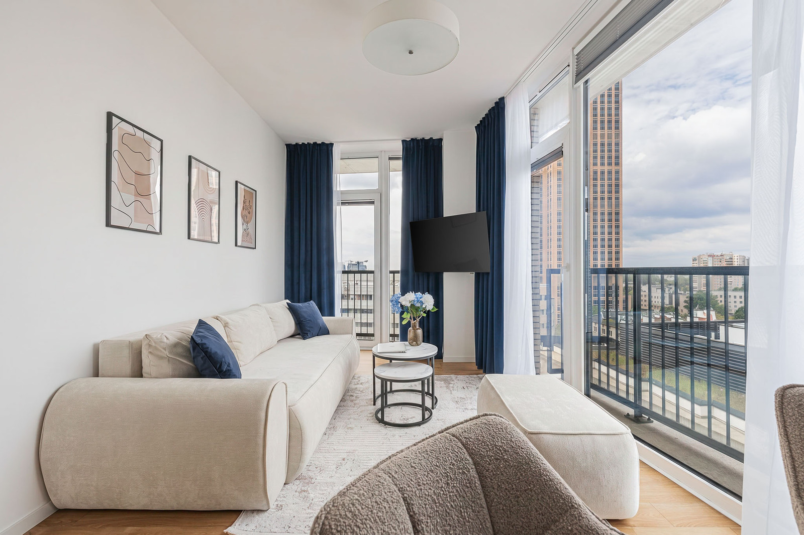 Apartment in Browary Warszawskie | 9th Floor