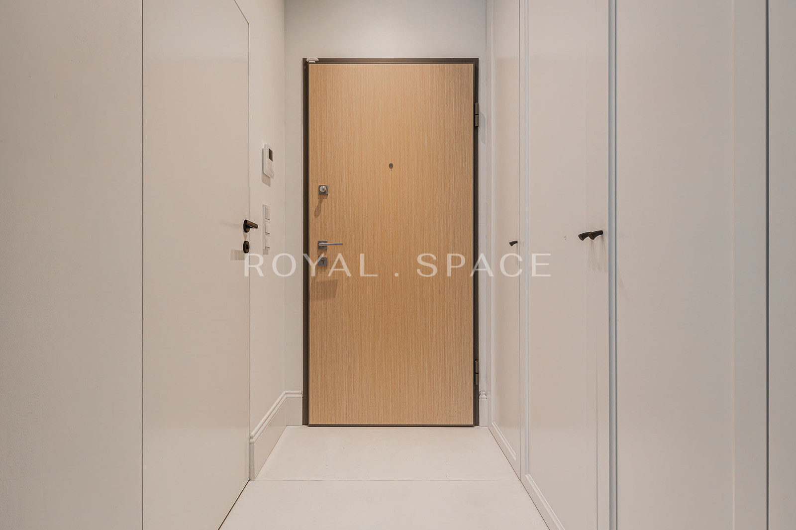 Exclusive 3-Bedroom Apartment | Wilanów