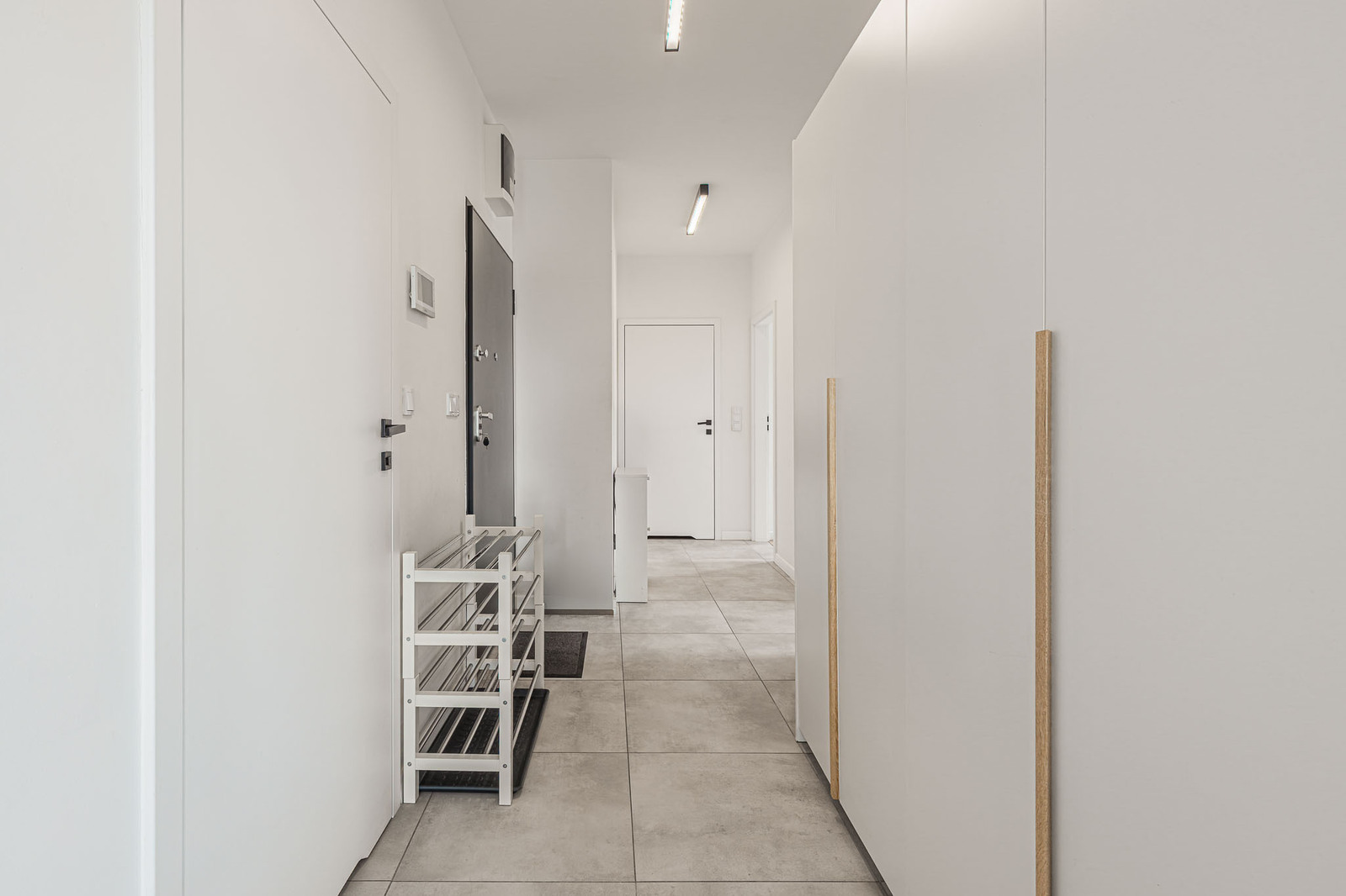 Sunny Apartment with Terrace | Wilanów